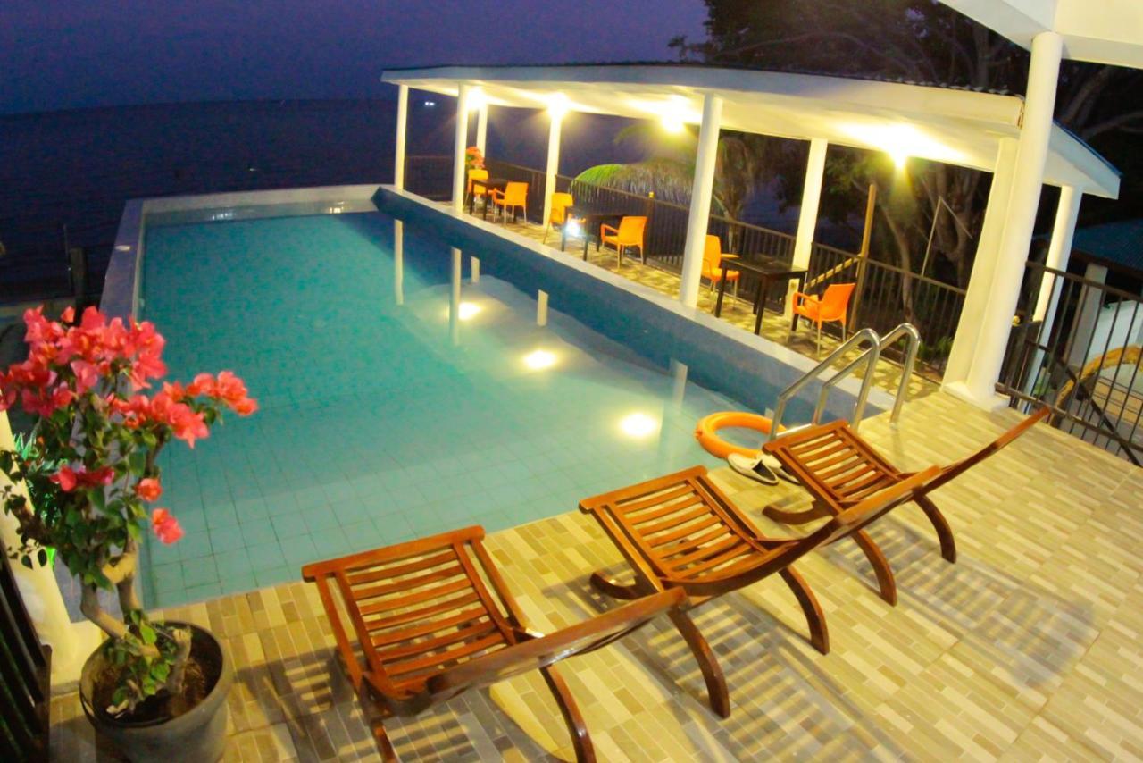 Fx72 Beach Resort 毛梅雷 外观 照片