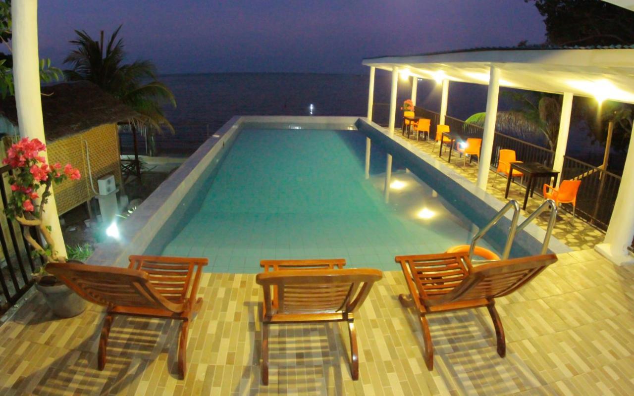 Fx72 Beach Resort 毛梅雷 外观 照片